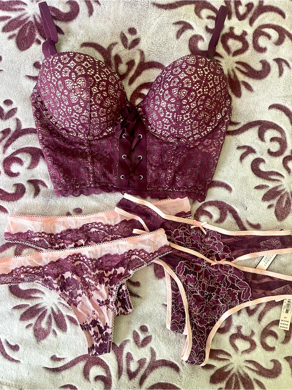 Victoria’s Secret Lace Longline Bustier Corset & Thong Panty Set 32DD Sm